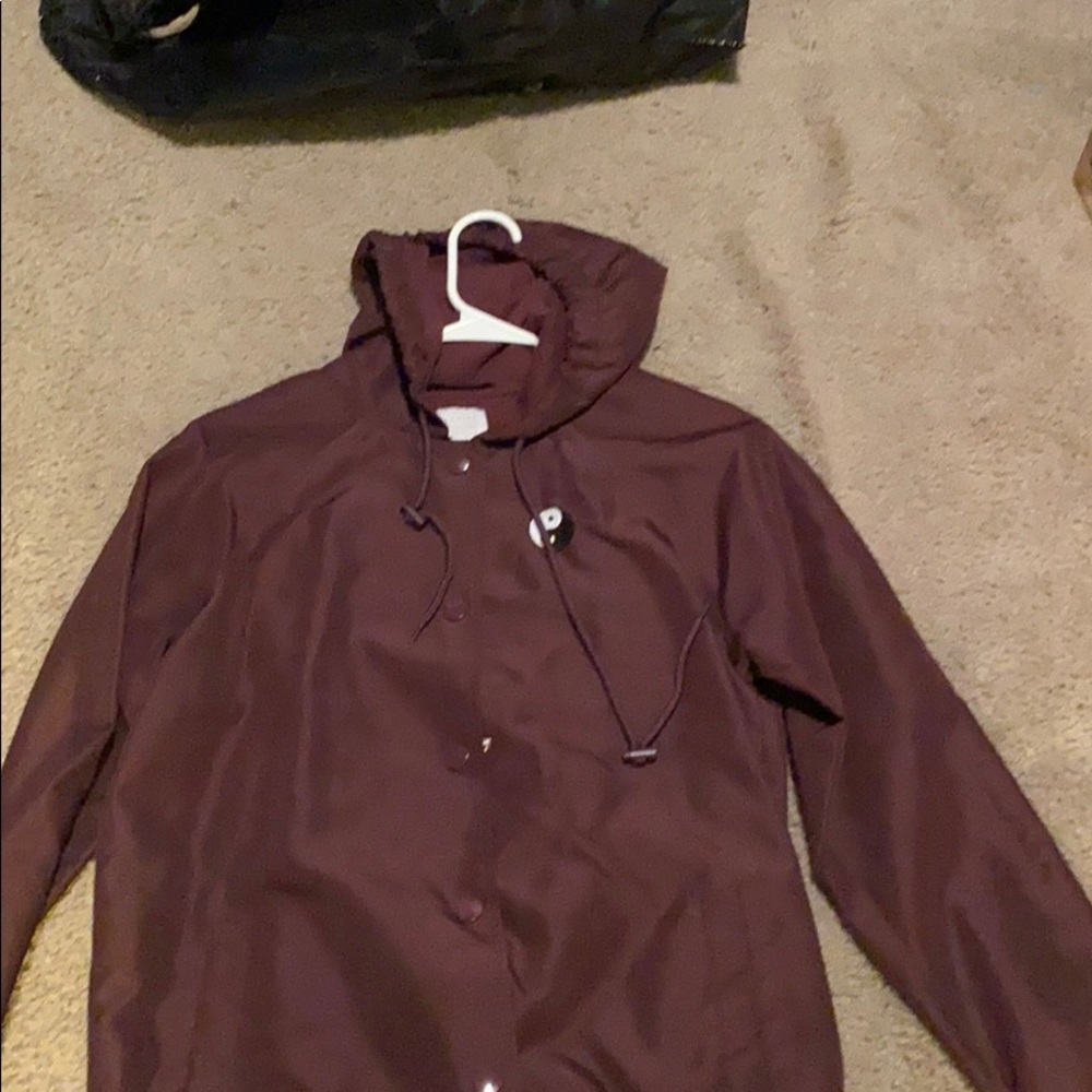 Super nice Yin - Yang wind breaker!